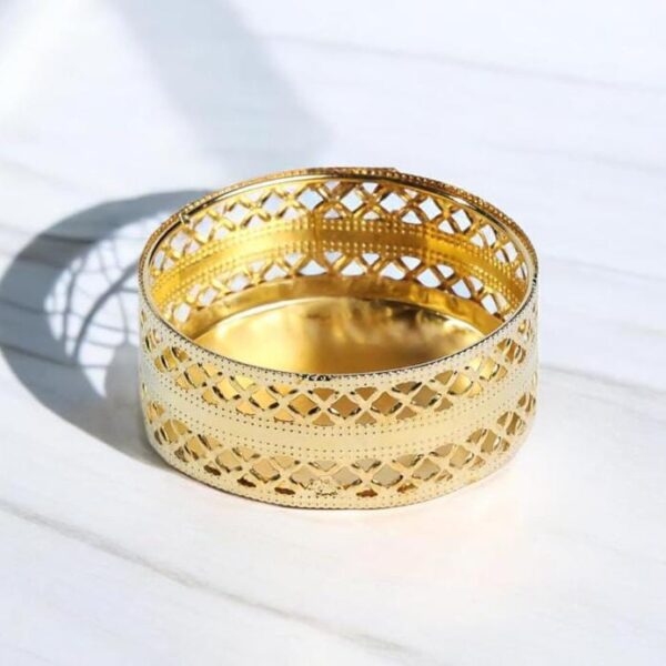 Metal Tealight Candle Holder